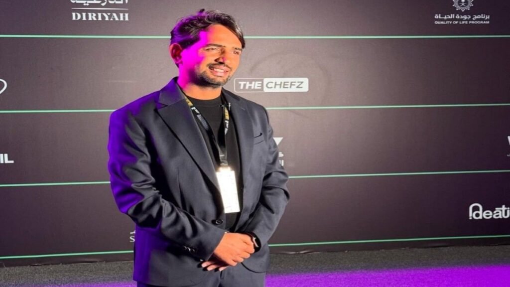 Mr Indian Hacker net worth की जानकारी