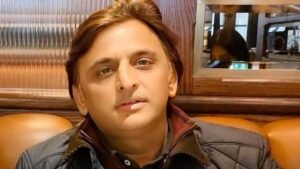 समाजवादी पार्टी के अध्यक्ष अखिलेश यादव