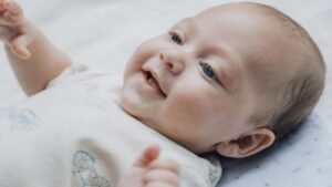 बच्ची को दिया जन्म सांकेतिक तस्वीर